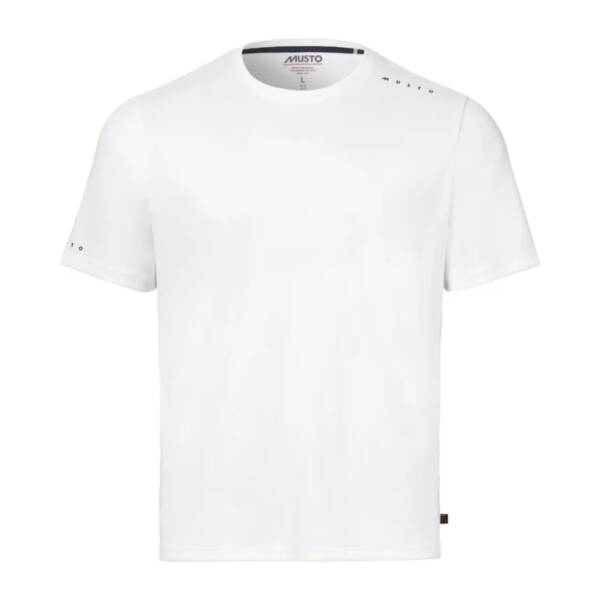 T-shirt tecnica uomo girocollo Musto Evo, protezione solare UPF 50, tessuto traspirante e ad asciugatura rapida, perfetta per attività outdoor e sport. Colore white