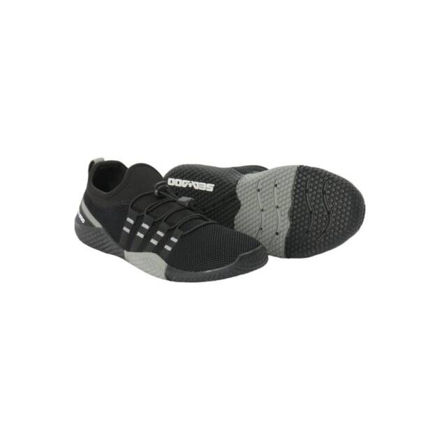 Scarpe acquatiche antiscivolo Sea-Doo unisex, dettaglio della suola antiscivolo e dei fori di drenaggio per rapido deflusso dell’acqua