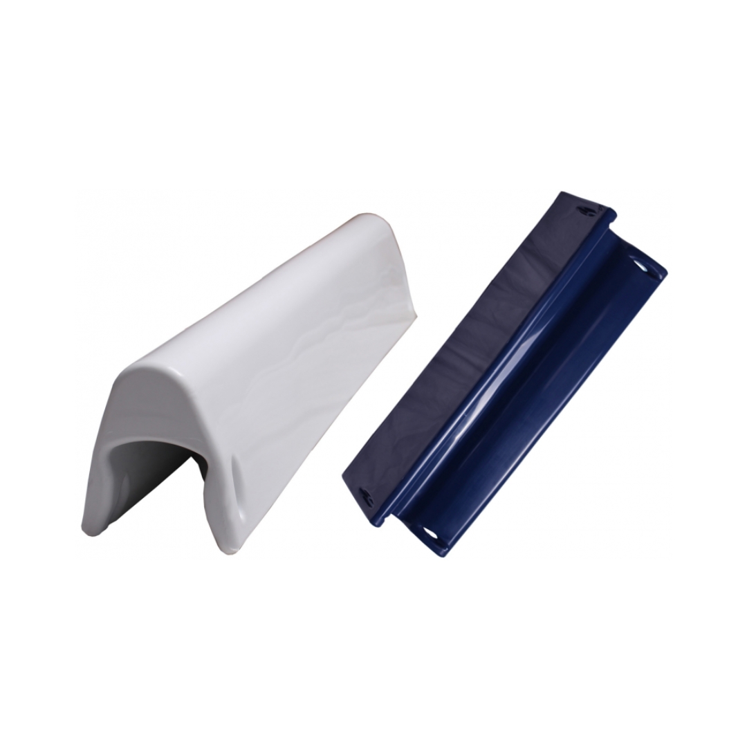 Parabordo di prua Majoni PVC morbido bianco 60x14 cm fissaggio 4 fori montaggio prua barca, bianco e blu navy